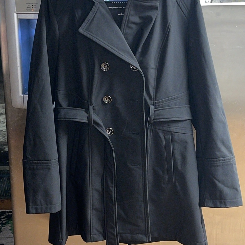 Jacket - Picture 2 of 2